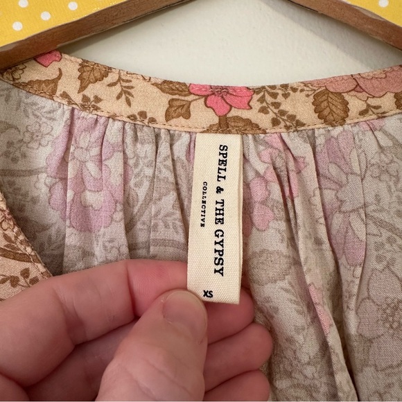 SPELL Love Story Boho Romantic Feminine Short Sleeve Blouse - Picture 4 of 7